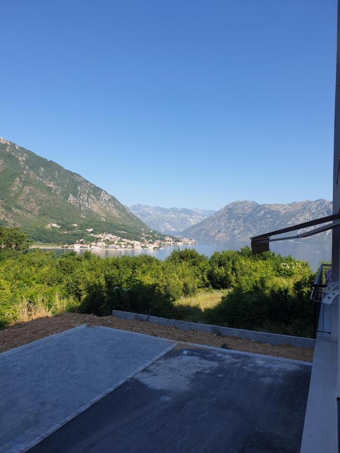 Apartment Marta 2 Kotor Buitenkant foto